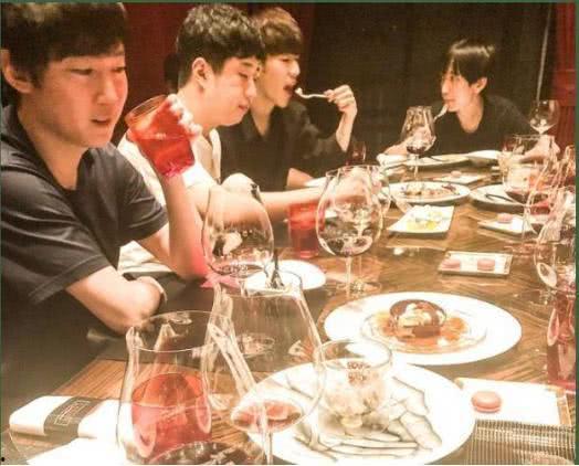 网友爆料大理吃饭事件视频,网友爆料视频揭示惊人一幕